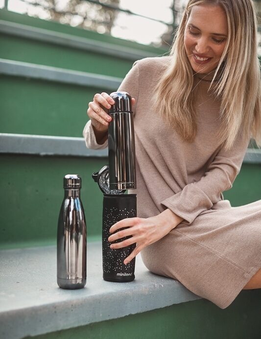 0b4ad56263cee5d81c8a4084286f5a04-533x692